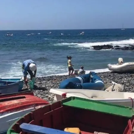 Natural Beaches - La Caleta, Tenerife アパート アデヘ