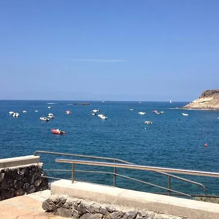 Natural Beaches - La Caleta, Tenerife アデヘ